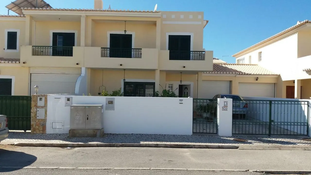 Portomos Beach, Lagos Rms Apartment